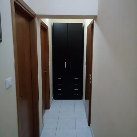 Stazione Di Affitti * Palerme